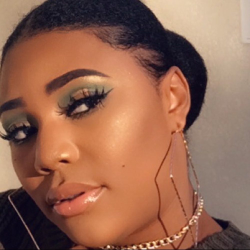 Earring - Picture 2 of 2